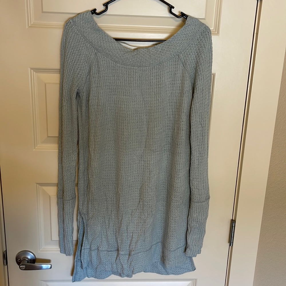 We the Free, long sleeve top, size M